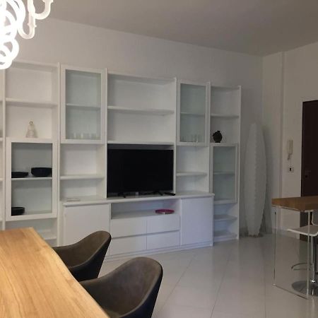 Comodo Appartamento In Pieno Centro Iun P1868 Cagliari Eksteriør billede